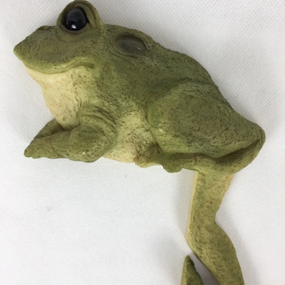 Children's Garden Of Critters Frog Door Percher - Picture 2 of 4